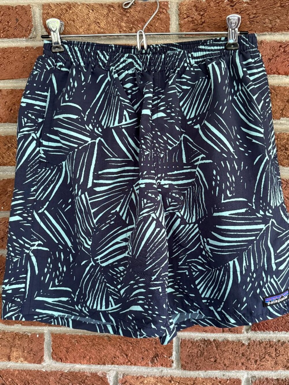 patagonia shorts * blues * fun print * size small * mens